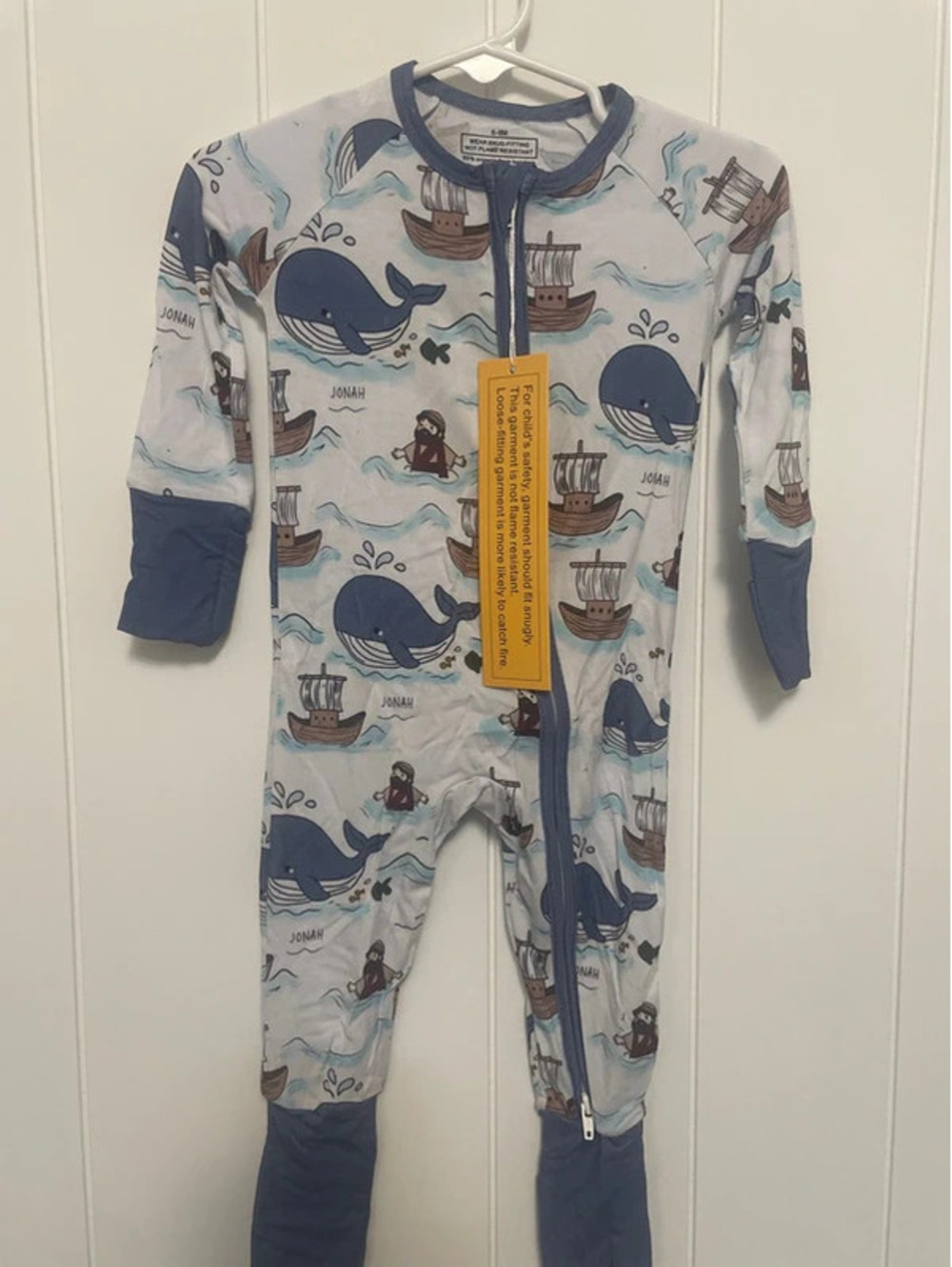 Size 6-9 mo.  Nwt sleeper
